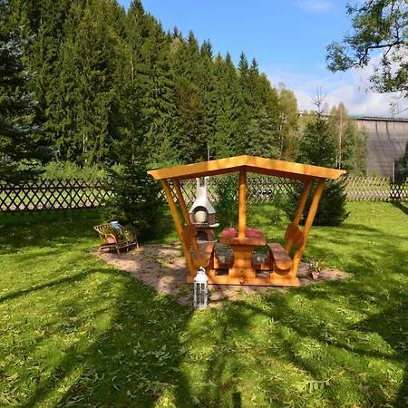 Tranquil Escape In Rauschenbach * Neuhausen (Saxony)